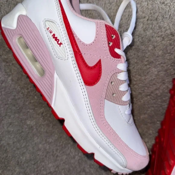 2021 nike air max valentine edition - Picture 2 of 6